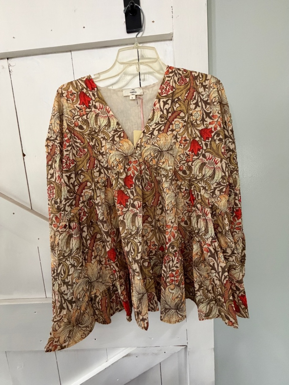 Entro Women’s Floral V-Neck Blouse in Cream and Red